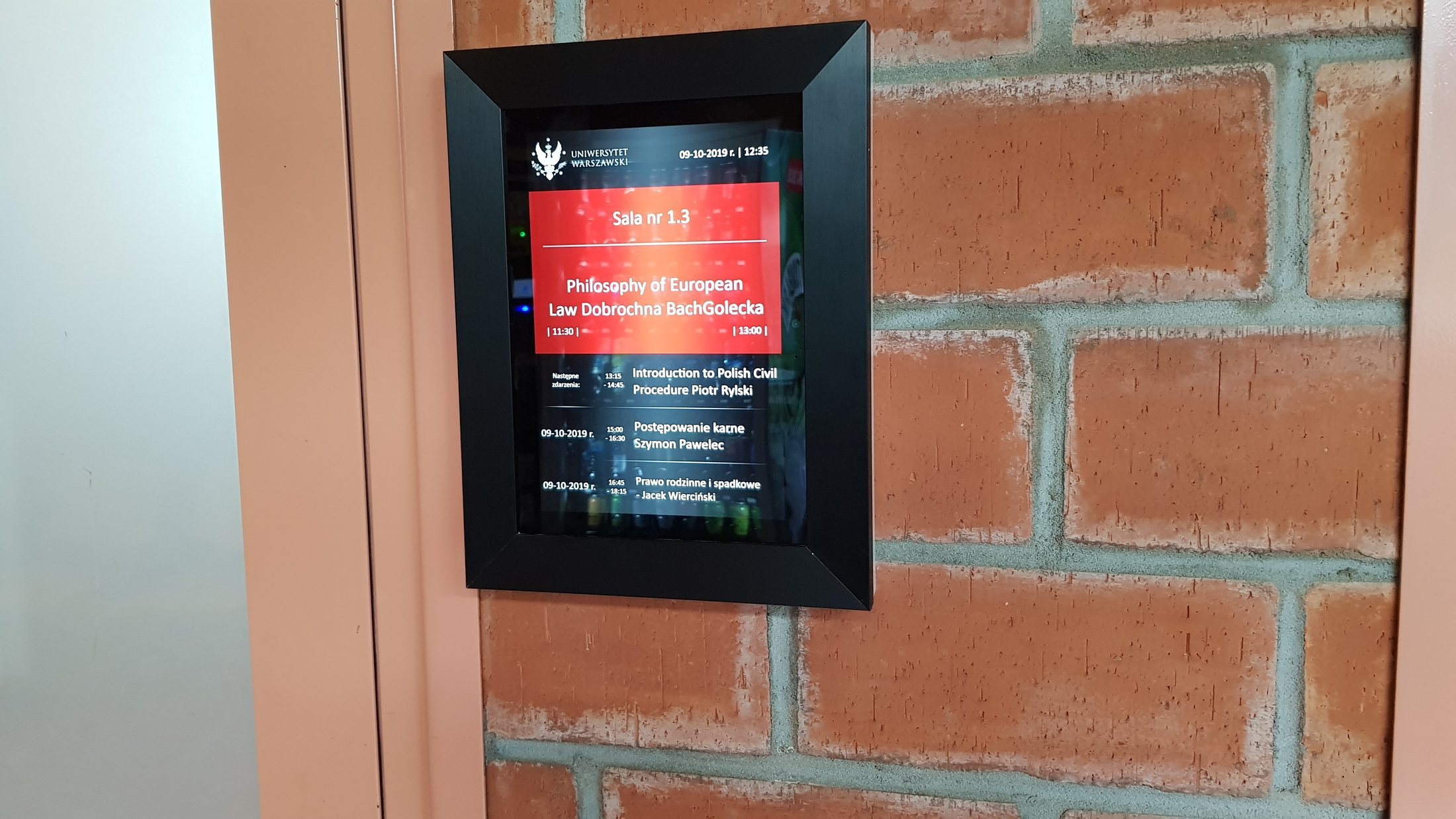 University of Warsaw space equipped with communication technology